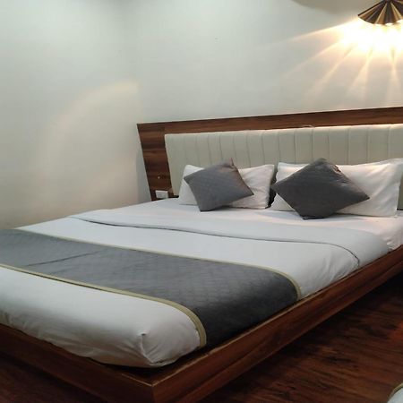 Hotel Air View Near Airport Mumbai Ngoại thất bức ảnh